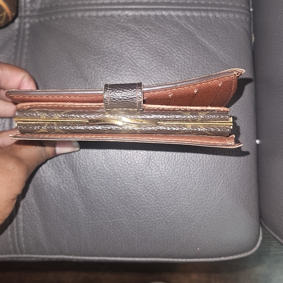 Louis Vuitton LV Deauville Monogram w/ Wallet - Picture 12 of 16